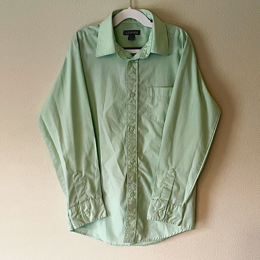 Kids Light-Green, George, Long-Sleeve, Button Down Dress Shirt. Size Lg (10-12)